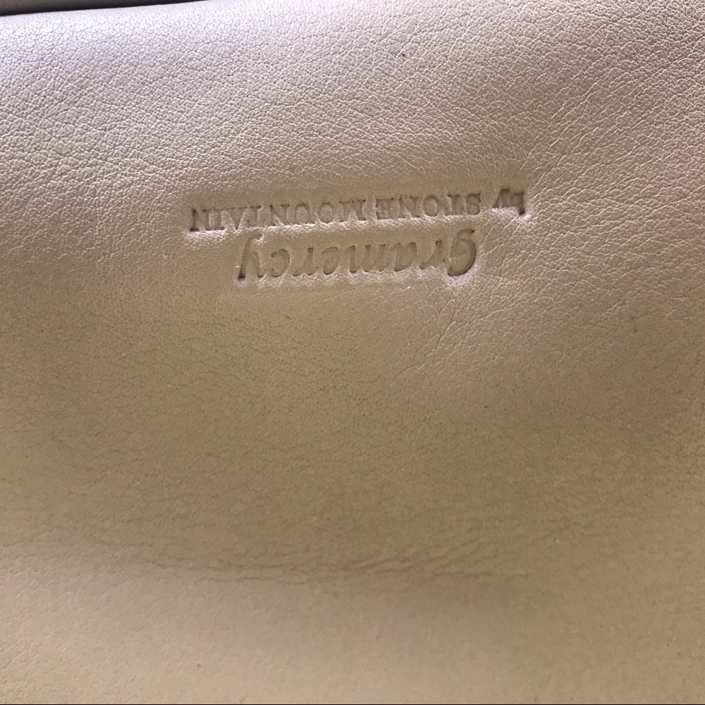 Gramercy by Stone Mountain camel leather bag NWT - Picture 7 of 9